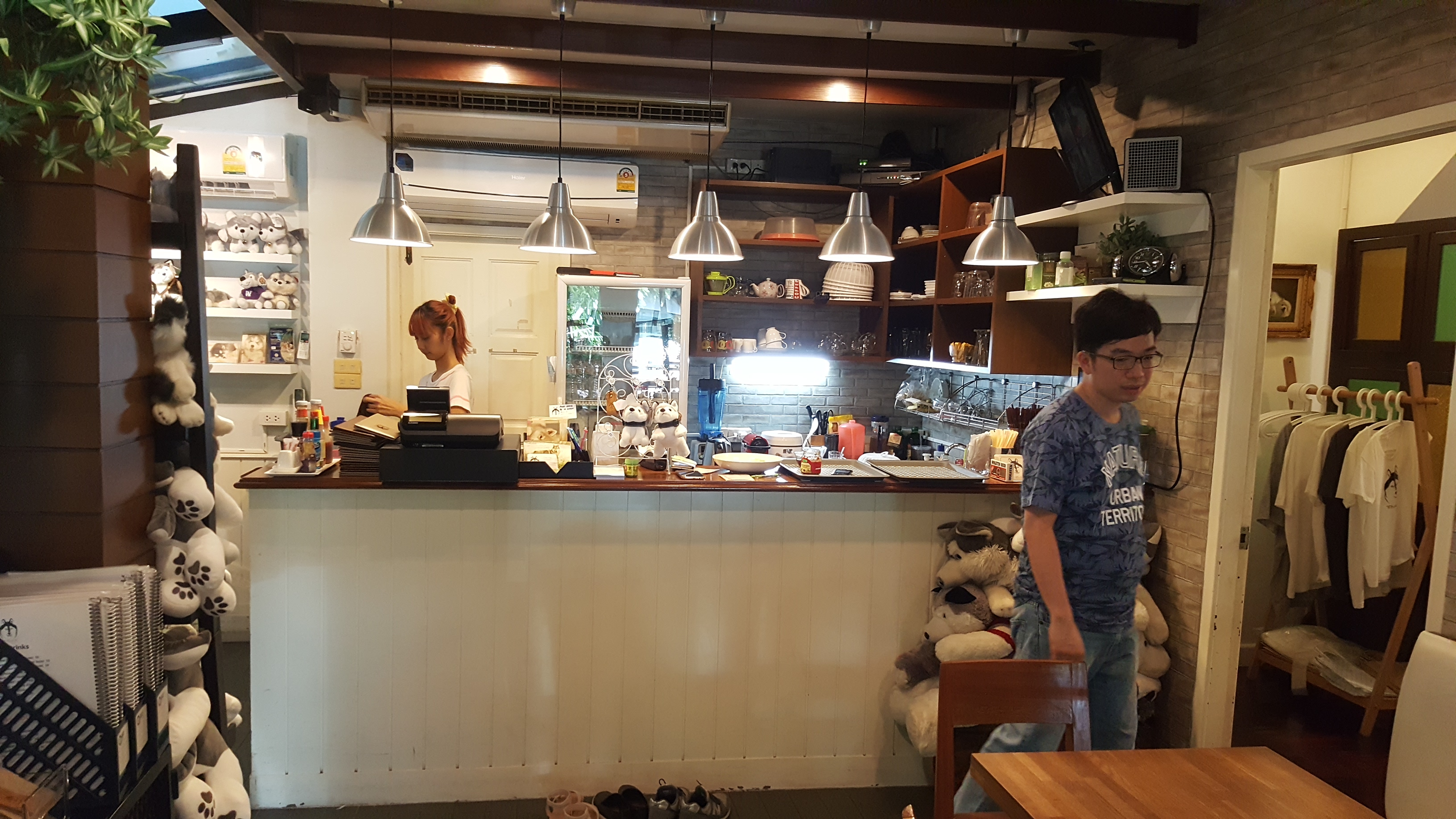 Husky Cafe Bangkok