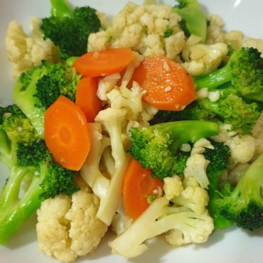 easy recipe stir fried broccoli and cauliflower